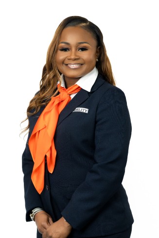 Lakerria Munnings - Fidelity Bank Bahamas