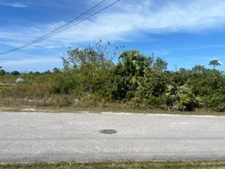 Lot No. 7, Block 5 &ndash; Multi-Family- Vacant Land, Bahamia West Replat, Freeport Grand Bahama, Bahamas